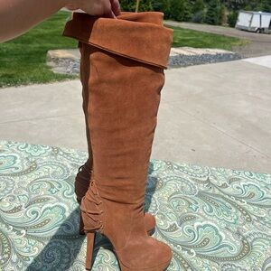 Tan Heeled Boots with Stiletto Heel and Slouchy Design
